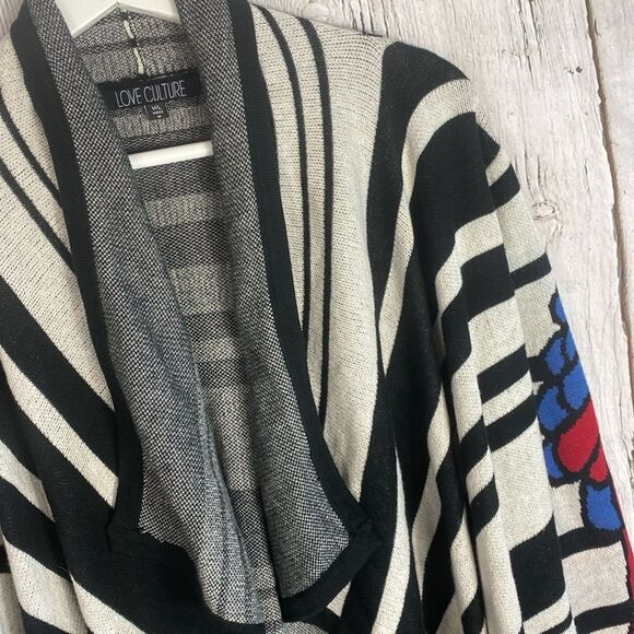 Last Chance! Love Culture Floral Zebra Cardigan  Size M/L - Picture 3 of 12